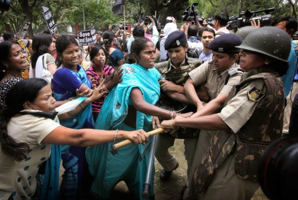women protest child rape April 2013