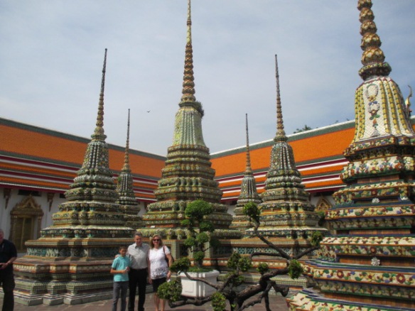 11-30 Bangkok temples 031